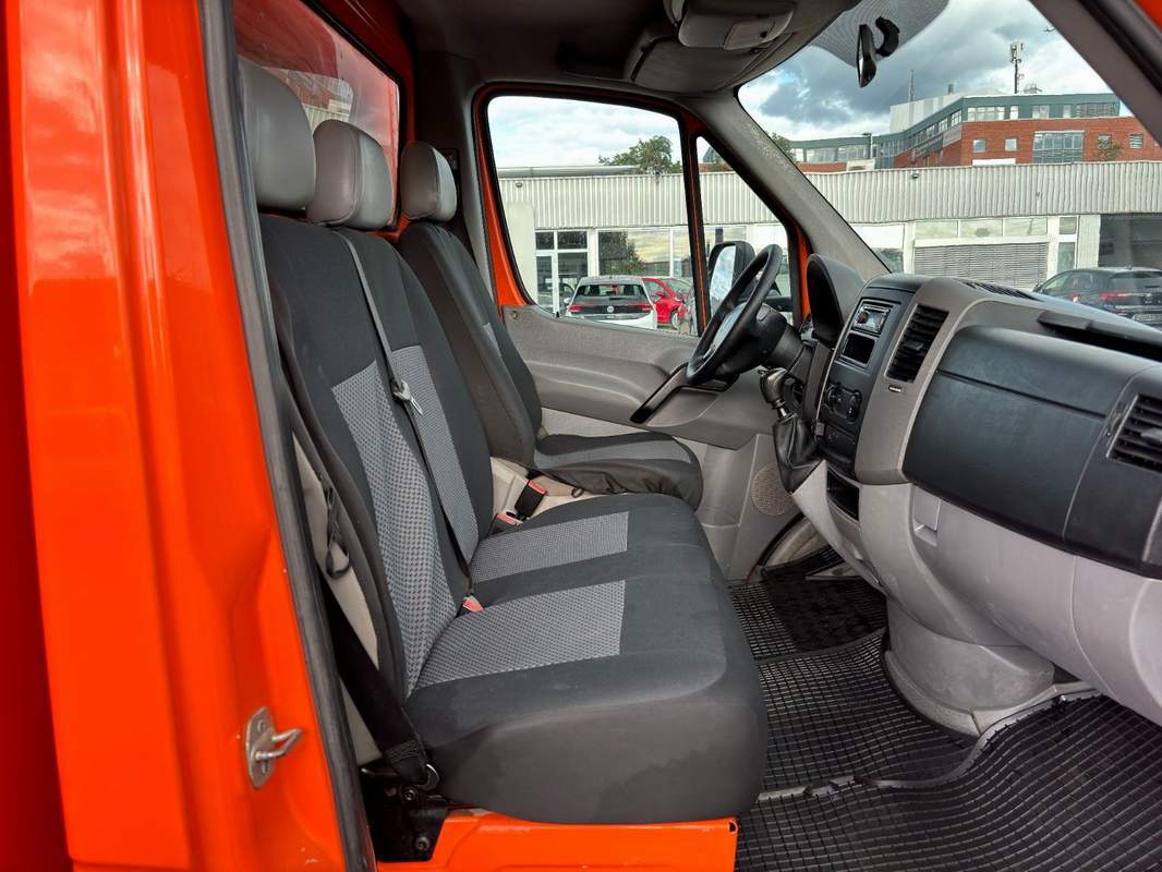 Volkswagen Crafter – bena cu macara