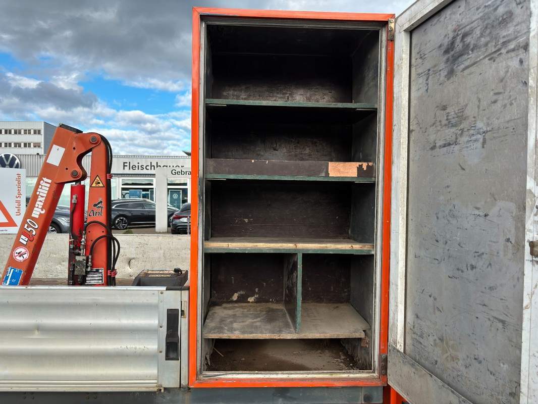 Volkswagen Crafter – bena cu macara