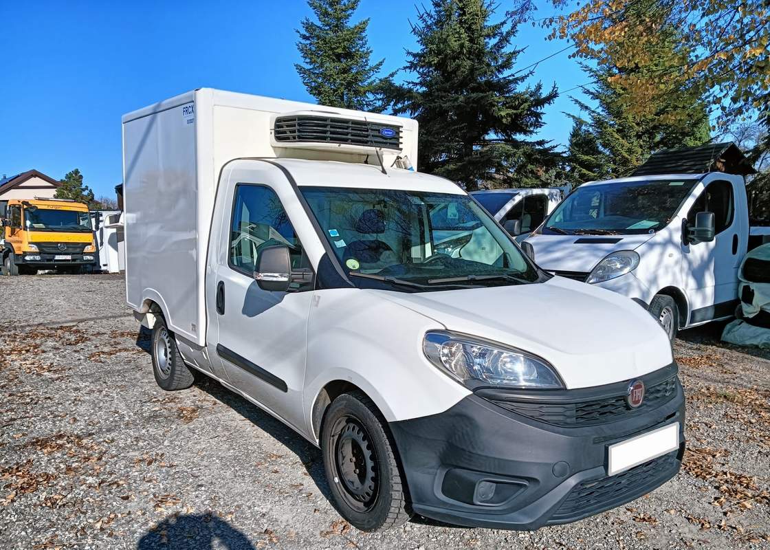 Fiat Doblo Frigo BOX priza 230V - fotografia 1 din 3