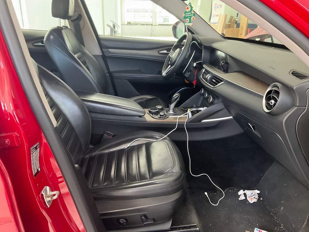 Alfa Romeo Stelvio 2.0 Turbo Super Q4 – rate, leasing, garantie
