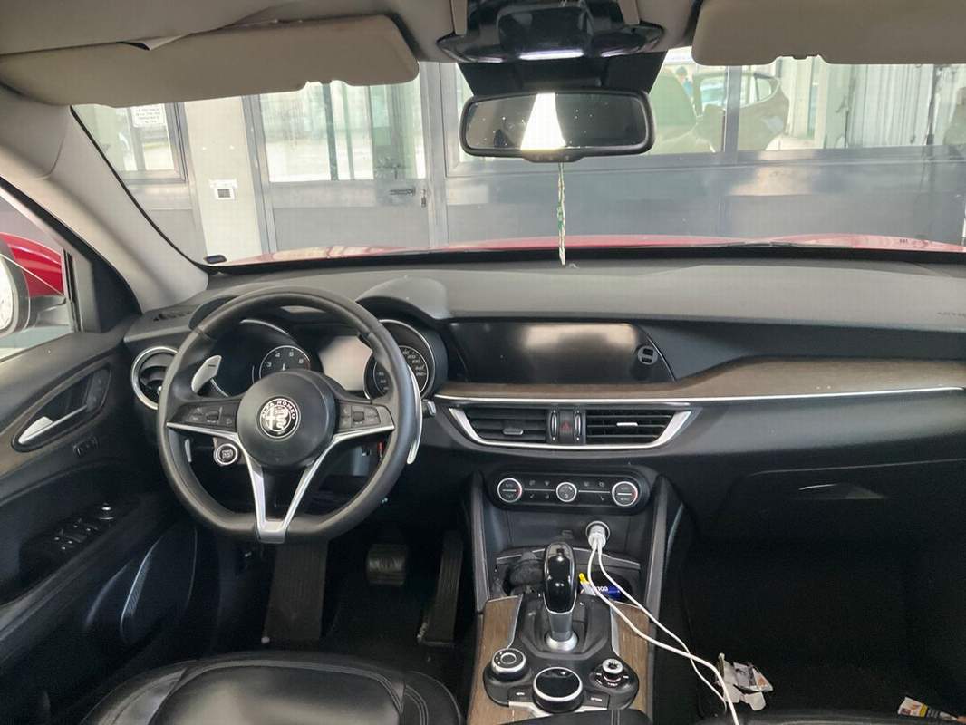 Alfa Romeo Stelvio 2.0 Turbo Super Q4 – rate, leasing, garantie