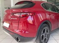 Alfa Romeo Stelvio 2.0 Turbo Super Q4 – rate, leasing, garantie
