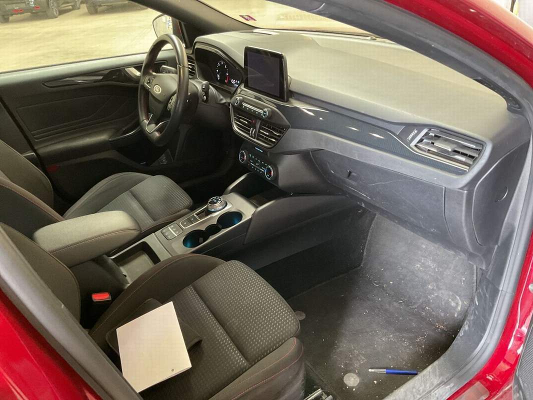 Ford FOCUS 2.0TDCi 150CP ST Line automat – rate, avans zero, garantie