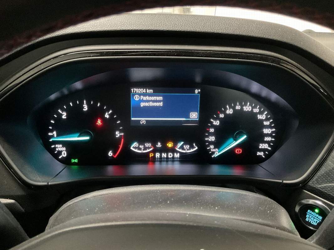 Ford FOCUS 2.0TDCi 150CP ST Line automat – rate, avans zero, garantie