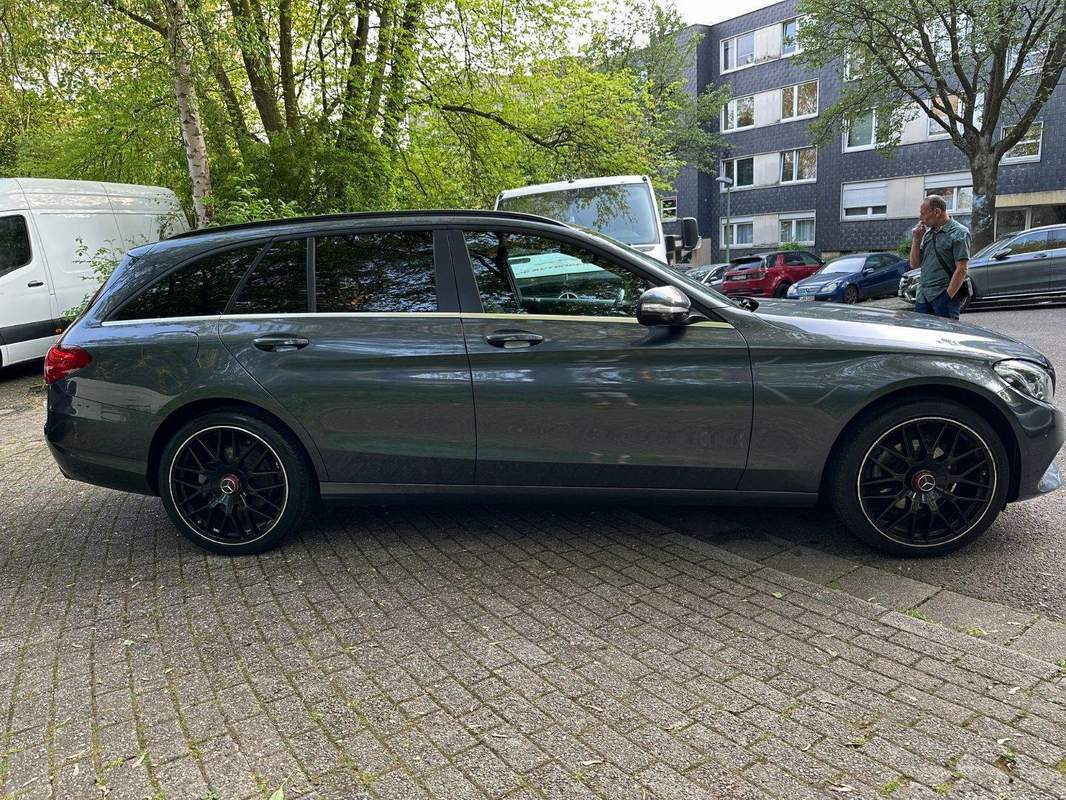 Mercedes C-Klasse 1.6BlueTec - rate, avans zero - fotografia 3 din 3
