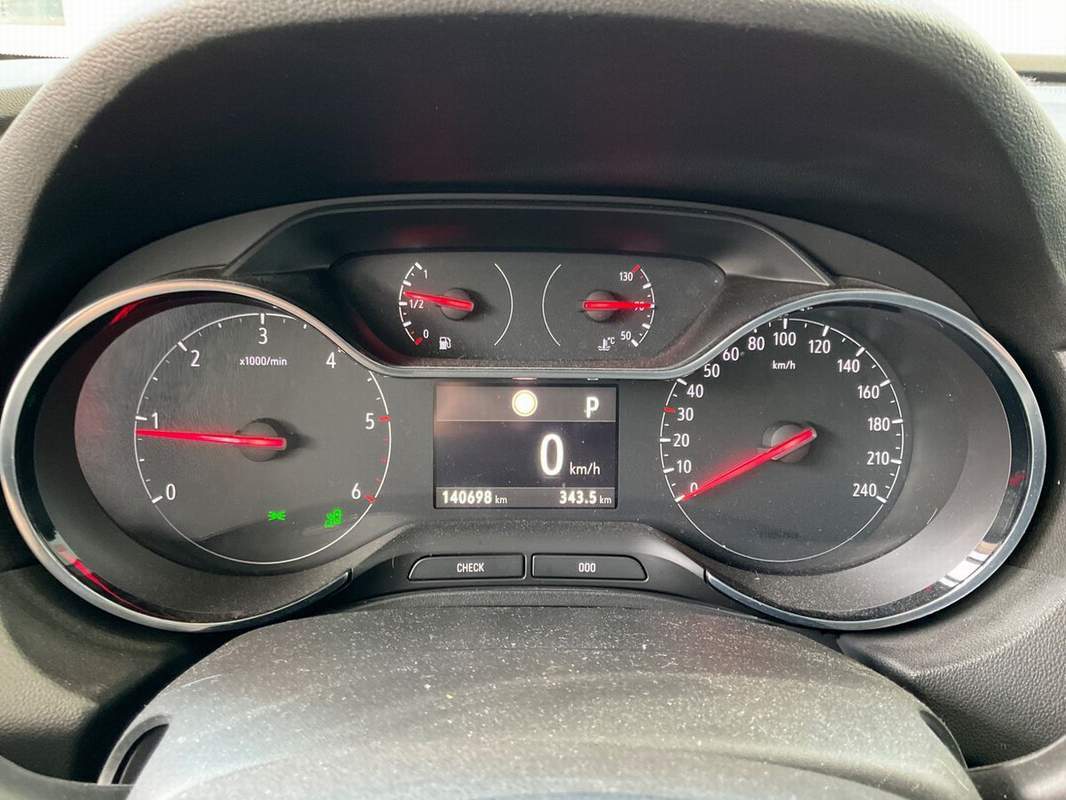 Opel Grandland X 1.5 CDTI Business Edition Automat – rate, leasing, garantie