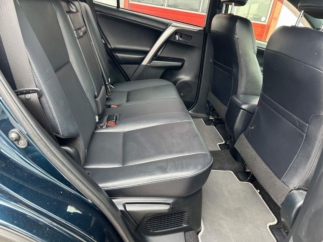 Toyota RAV4 2.5L Hybrid – leasing, rate