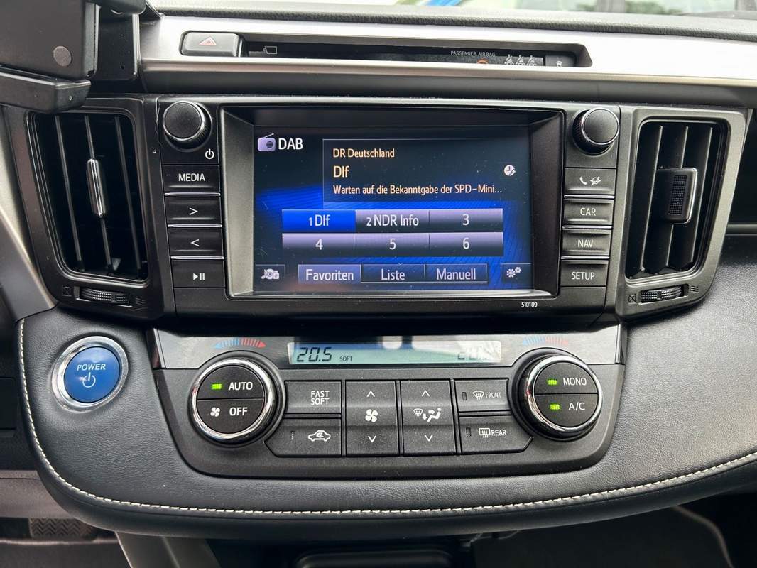 Toyota RAV4 2.5L Hybrid – leasing, rate