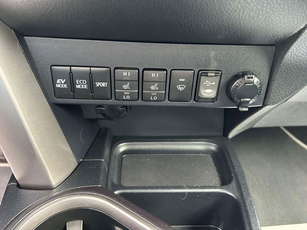 Toyota RAV4 2.5L Hybrid – leasing, rate