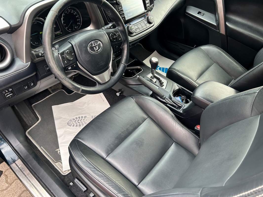 Toyota RAV4 2.5L Hybrid – leasing, rate