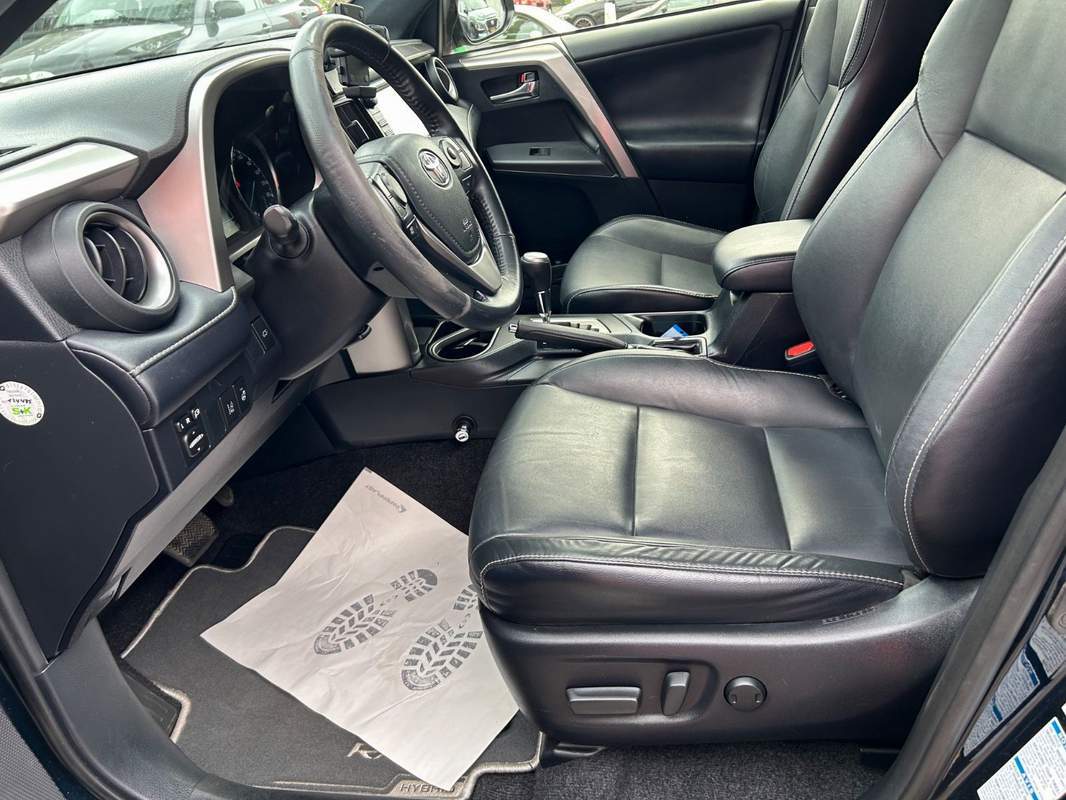 Toyota RAV4 2.5L Hybrid – leasing, rate