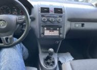 Volkswagen Touran 2.0TDi manual – rate, avans zero