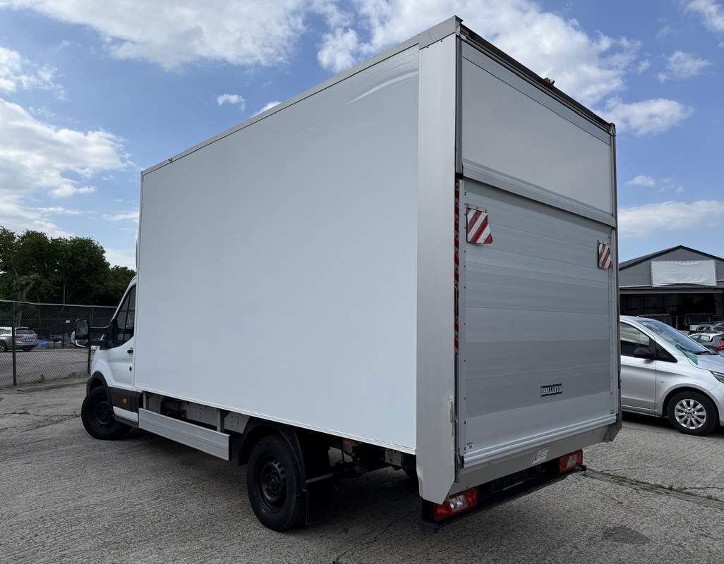 Ford Transit BOX cu lift hidraulic - 3500kg, leasing, rate, garantie 12 luni - fotografia 3 din 3