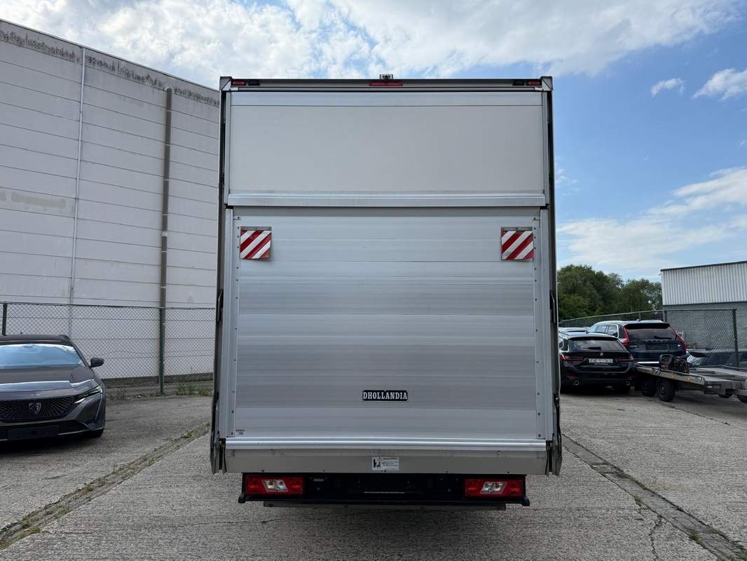 Ford Transit BOX cu lift hidraulic – 3500kg, leasing, rate, garantie 12 luni