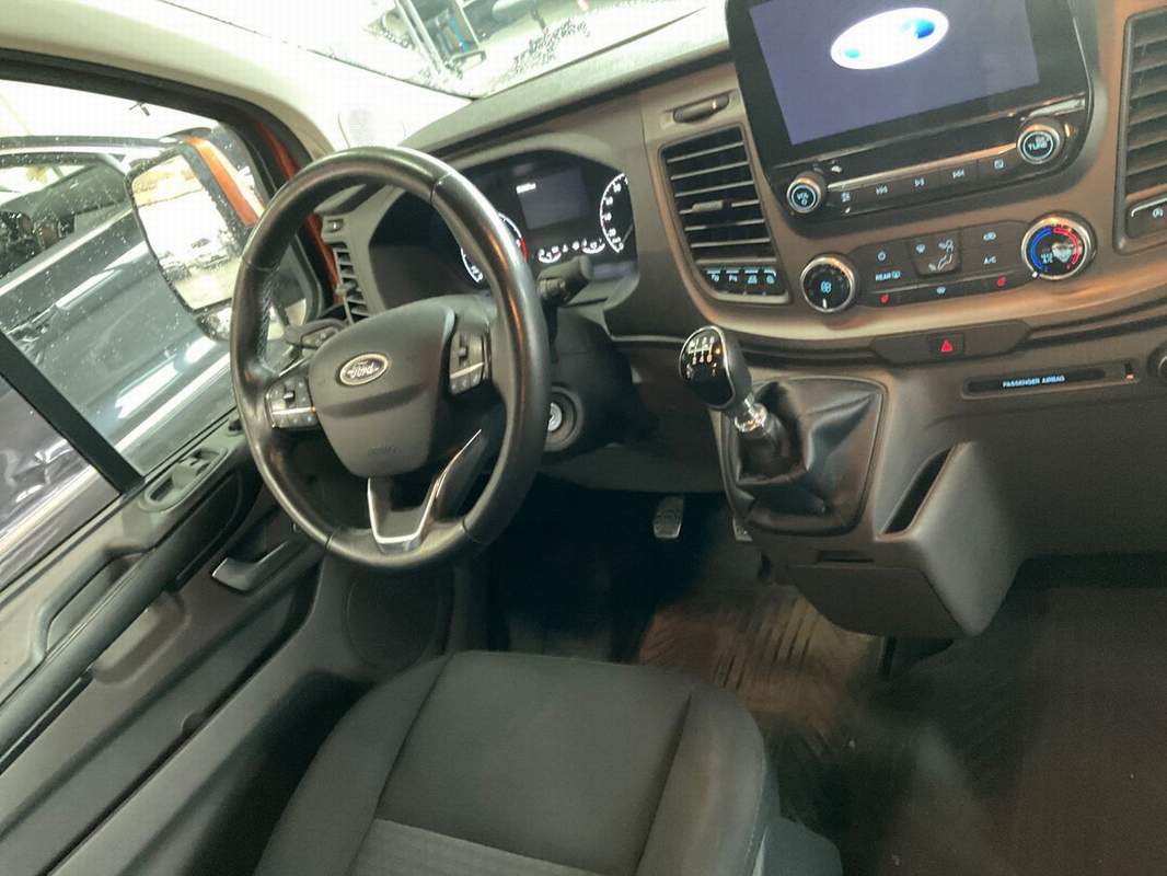 Ford Transit Custom VAN – rate, leasing, garantie 12 luni