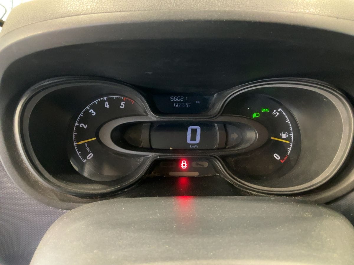Opel Vivaro 1.6CDTi EURO6 – rate, leasing, garantie