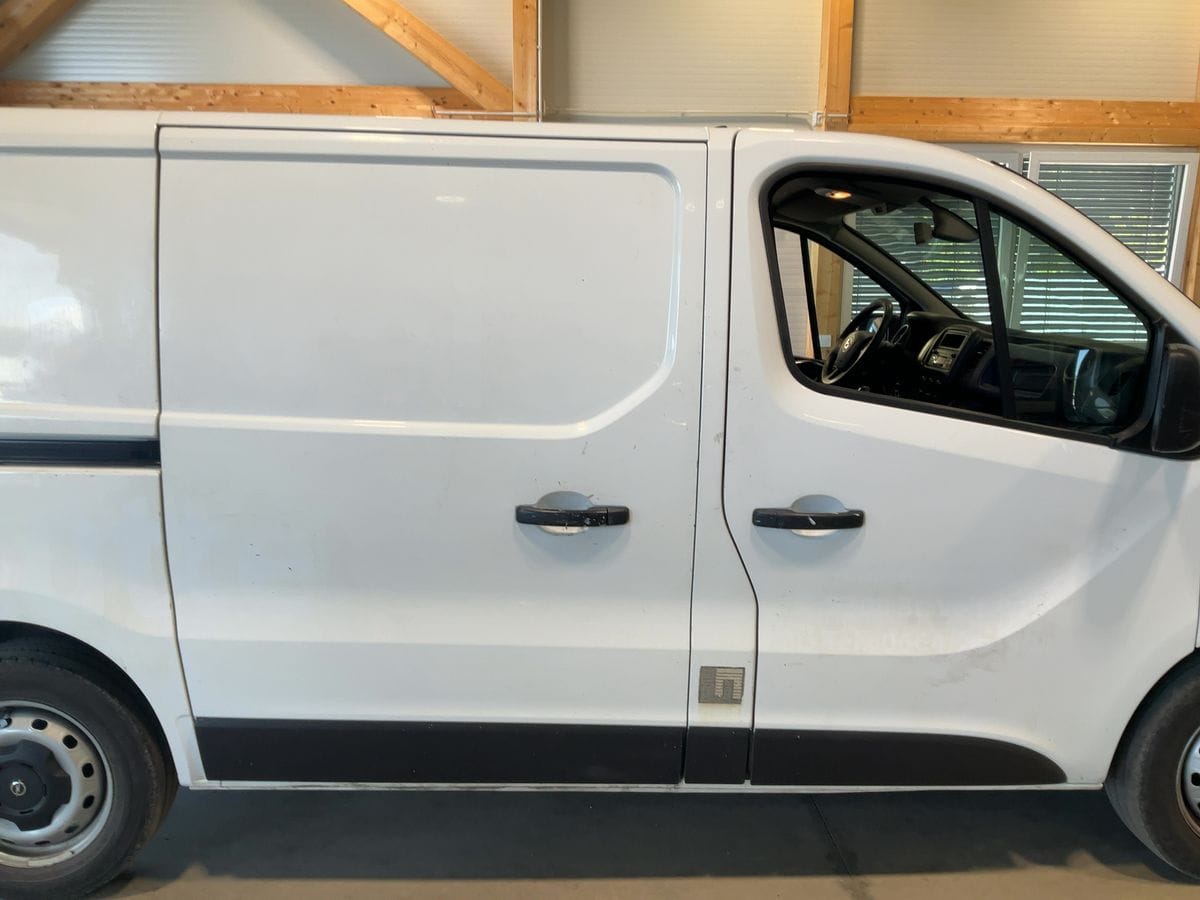 Opel Vivaro 1.6CDTi EURO6 – rate, leasing, garantie