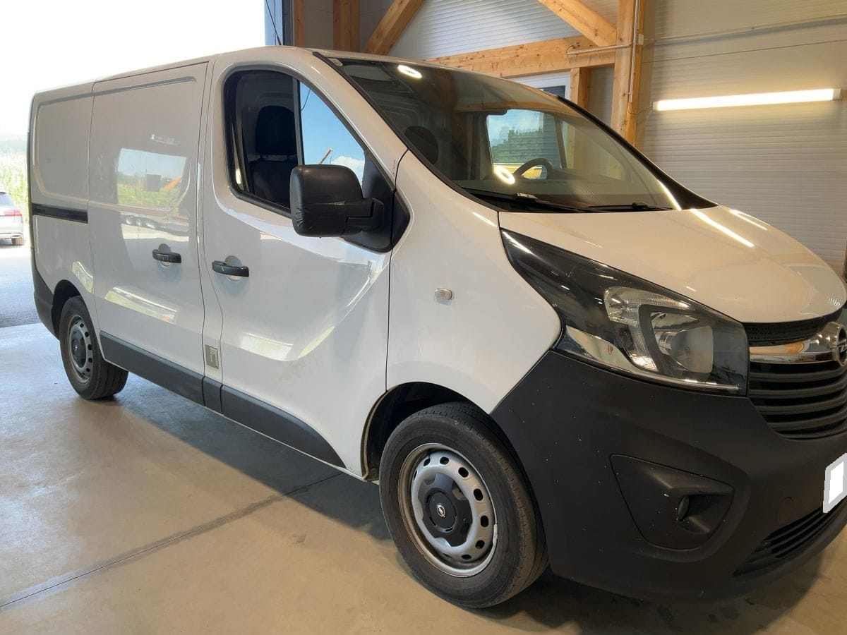 Opel Vivaro 1.6CDTi EURO6 – rate, leasing, garantie