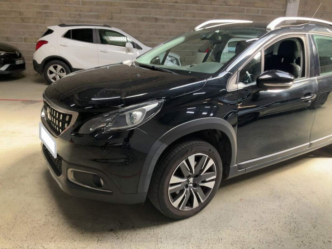 Peugeot 2008 manual, benzina 1.2L EURO6 - leasing, rate, garantie - fotografia 2 din 3
