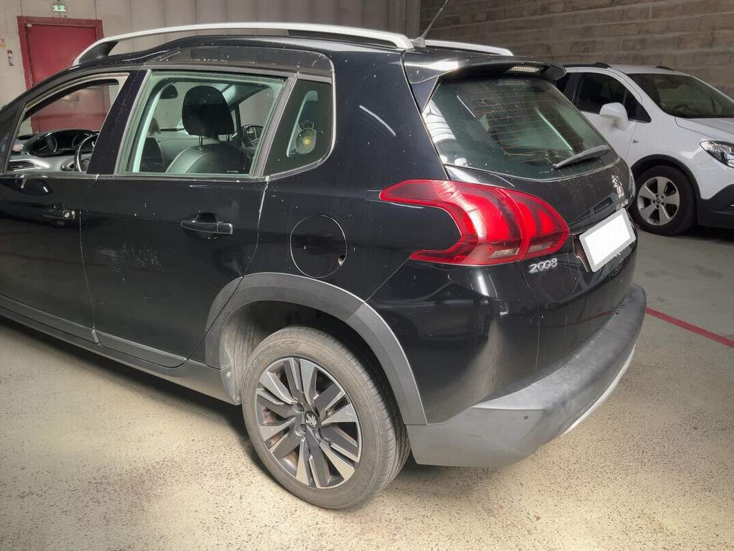 Peugeot 2008 manual, benzina 1.2L EURO6 – leasing, rate, garantie