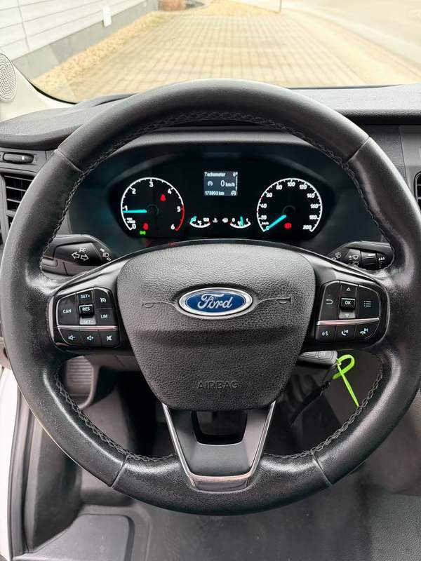 Ford Transit L4H2 Maxi XXL – leasing, garantie