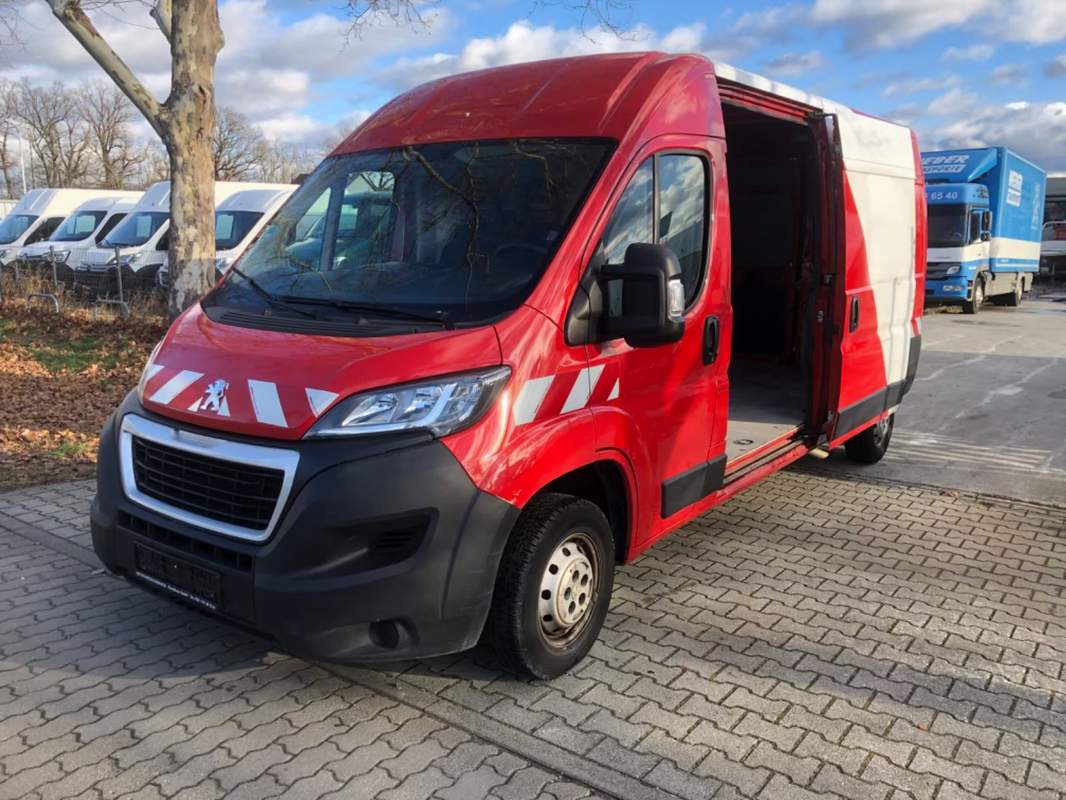 Peugeot Boxer L3H2 3500kg - Furgon Marfa 3 locuri, rate, leasing, garantie - fotografia 2 din 3