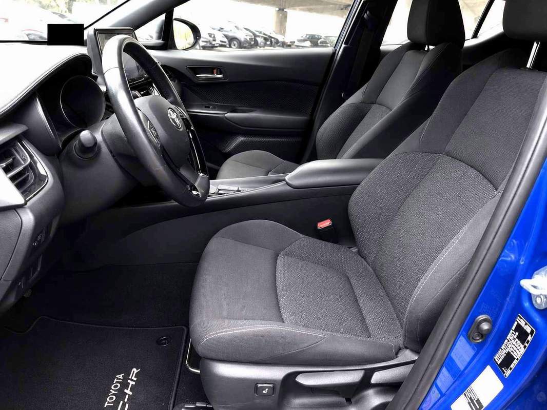 Toyota CHR 1.8L Hybrid – rate, avans zero, leasing, garantie