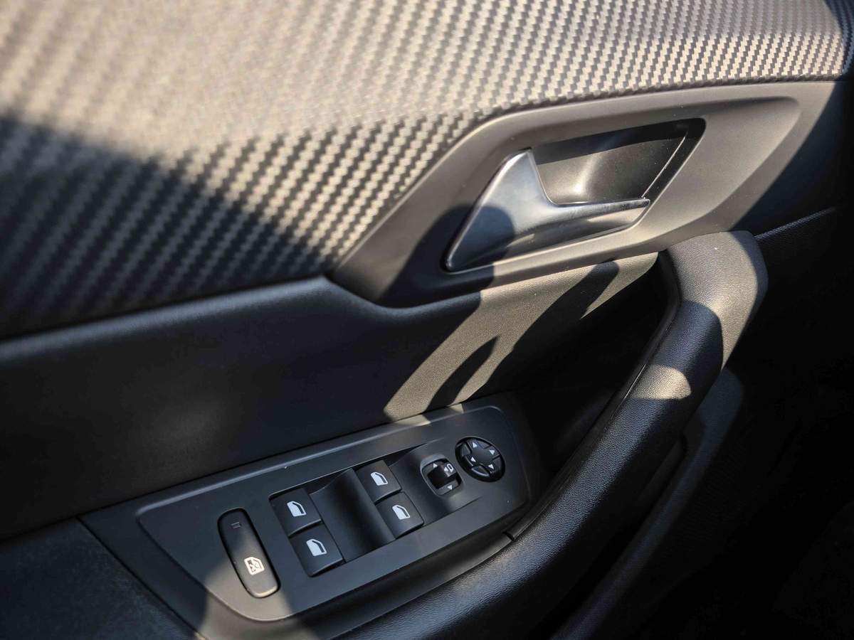 Peugeot 508 berlina automat 1.5BlueHDi – leasing, garantie